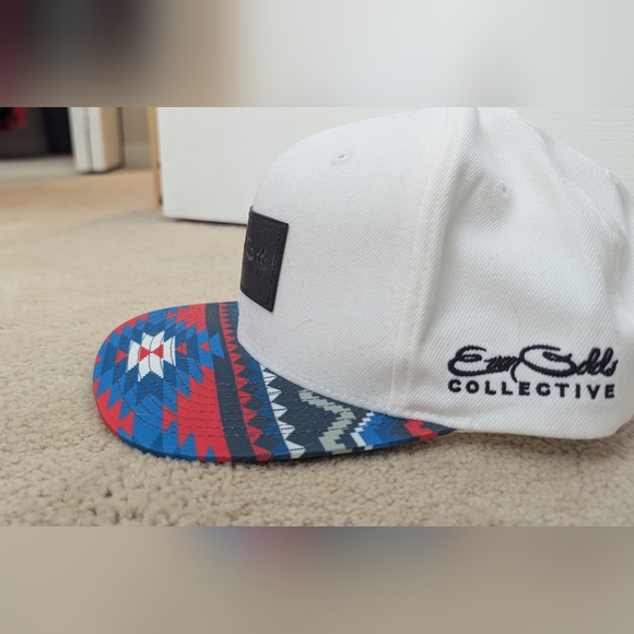 Snapback 6 Panel Hat - Picture 6 of 10